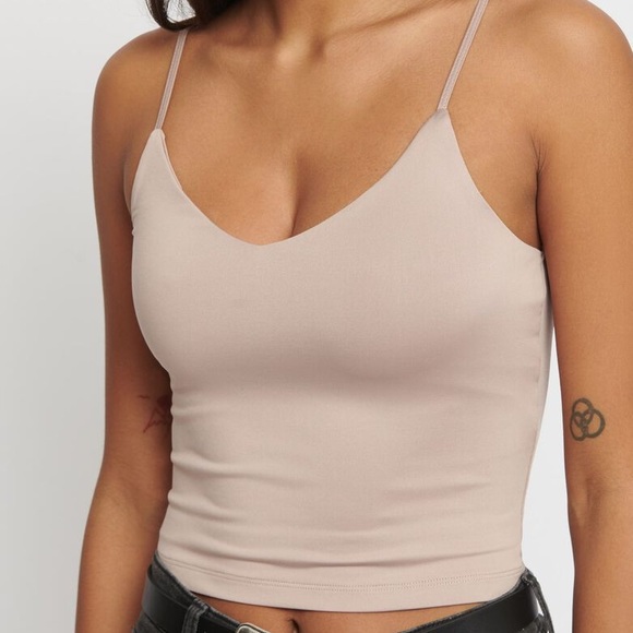 Dynamite cropped tank - Picture 1 of 3